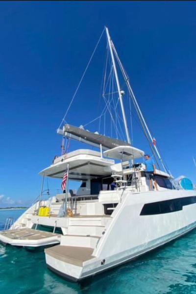 1090 Leopard 50 stern