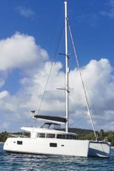 1477 Lagoon 40 S